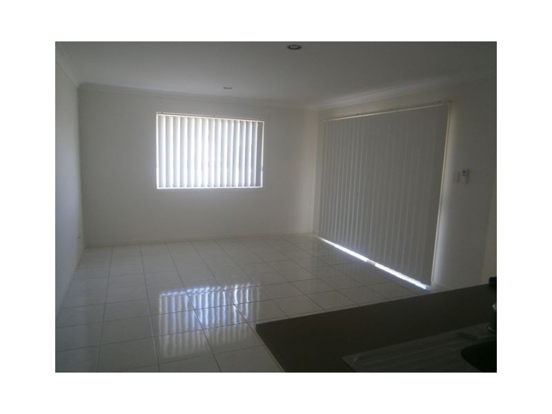 2 Crestwood Street, Bahrs Scrub QLD 4207