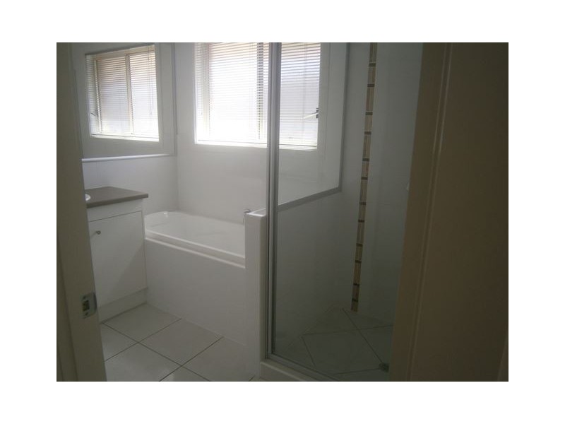 2 Crestwood Street, Bahrs Scrub QLD 4207