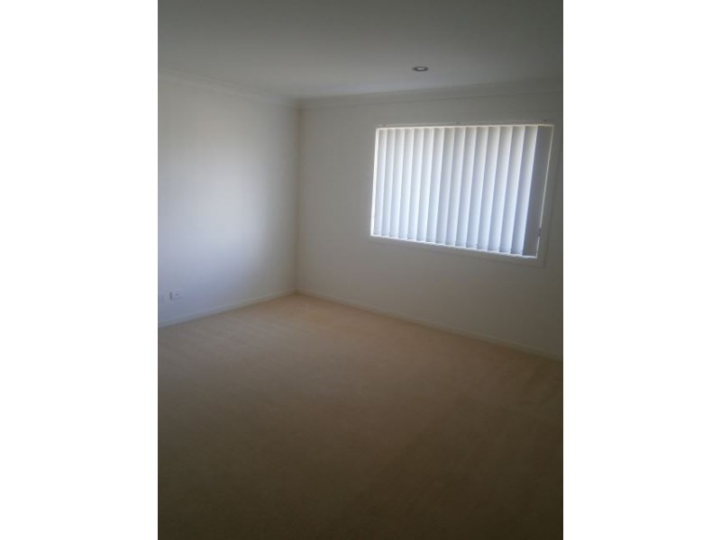 2 Crestwood Street, Bahrs Scrub QLD 4207