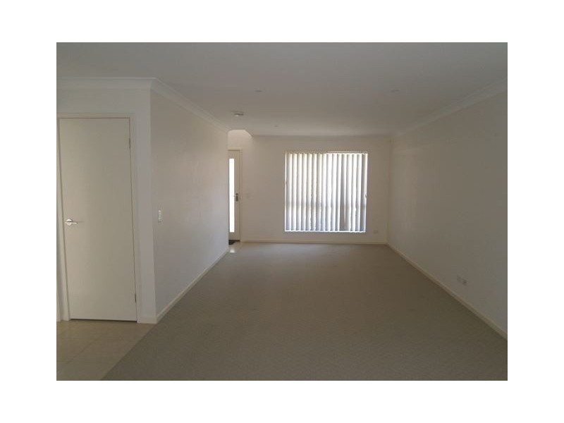 7/38 River Hills Rd, Eagleby QLD 4207