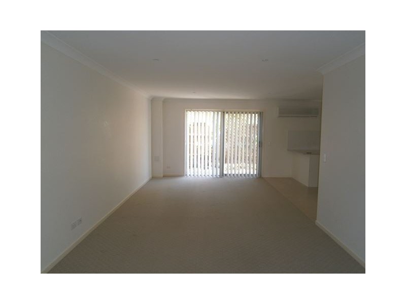 7/38 River Hills Rd, Eagleby QLD 4207