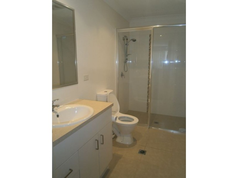 7/38 River Hills Rd, Eagleby QLD 4207