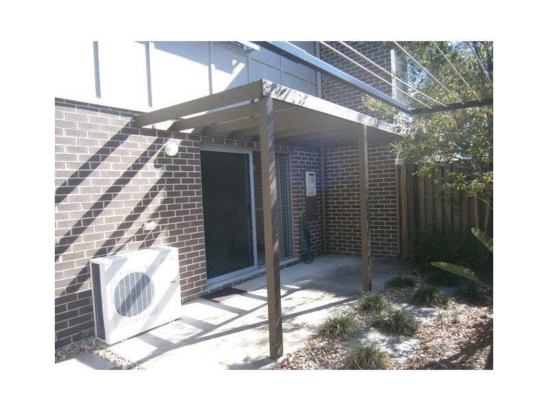 7/38 River Hills Rd, Eagleby QLD 4207