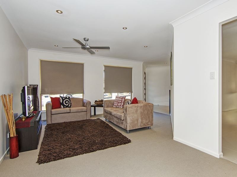 27 Bennelong Ct, Beenleigh QLD 4207