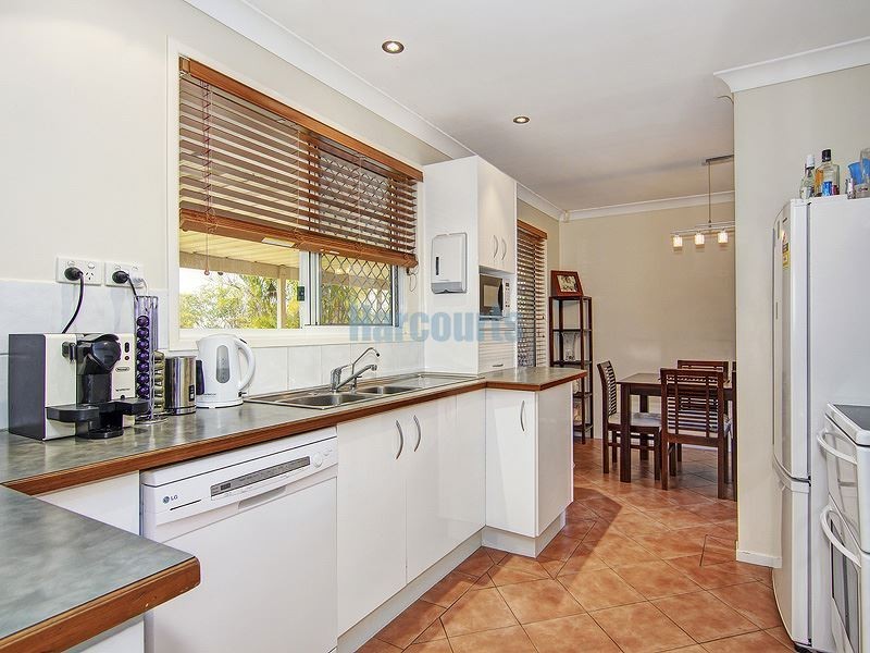 3 Shona Ct, Mount Warren Park QLD 4207