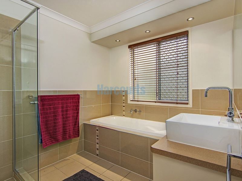 3 Shona Ct, Mount Warren Park QLD 4207