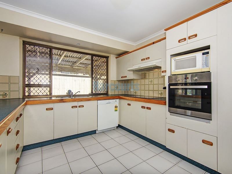 49 Avonmore Street, Edens Landing QLD 4207