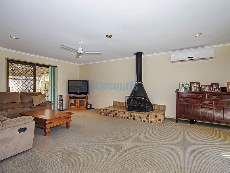 49 Avonmore Street, Edens Landing QLD 4207