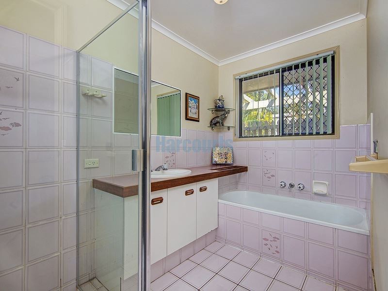 49 Avonmore Street, Edens Landing QLD 4207