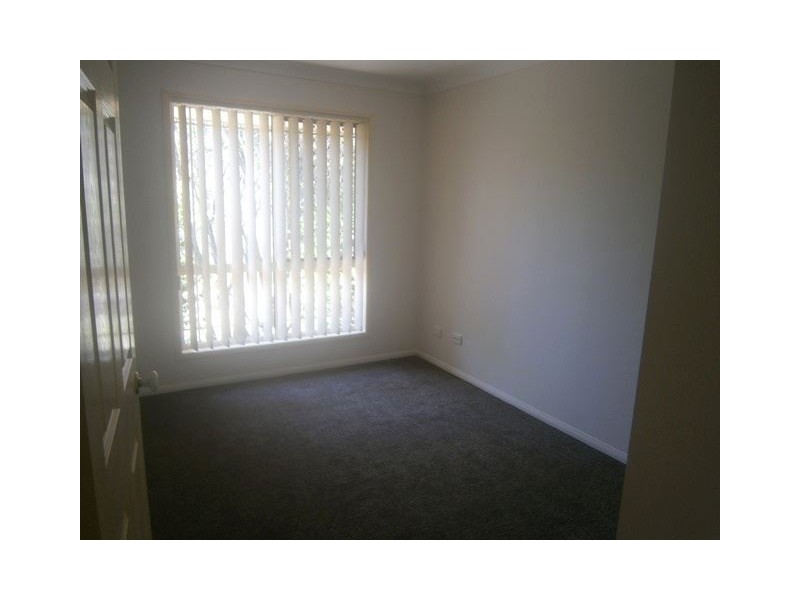 49 Chatfield Street, Edens Landing QLD 4207