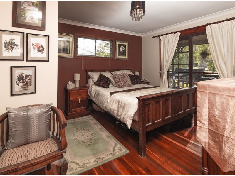 707 Plunkett Rd, Cedar Creek QLD 4207