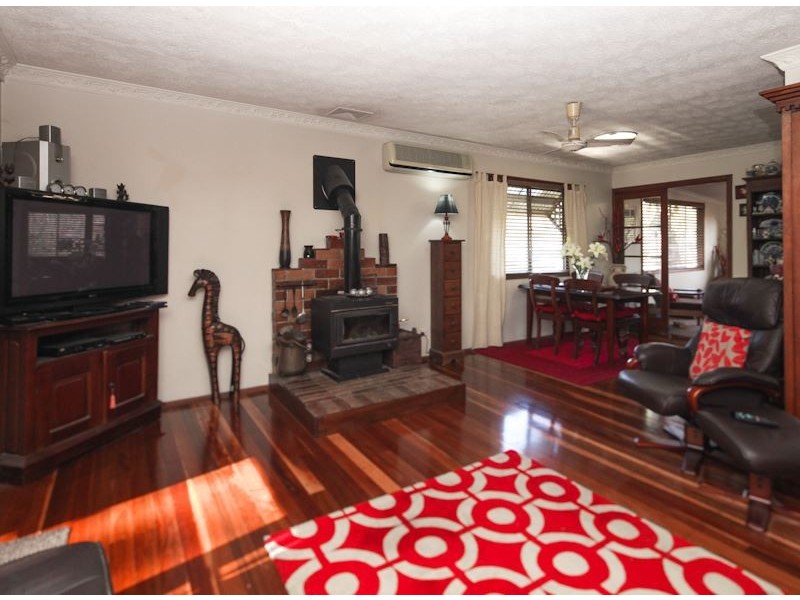 707 Plunkett Rd, Cedar Creek QLD 4207