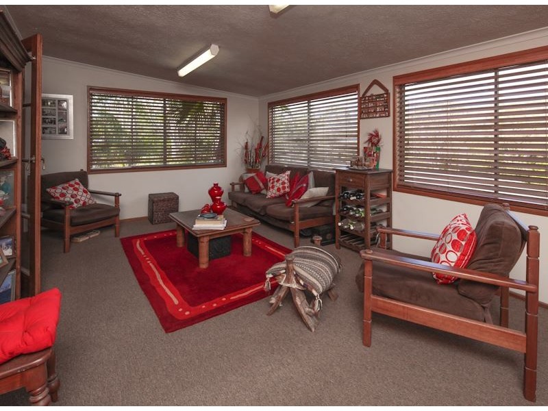 707 Plunkett Rd, Cedar Creek QLD 4207