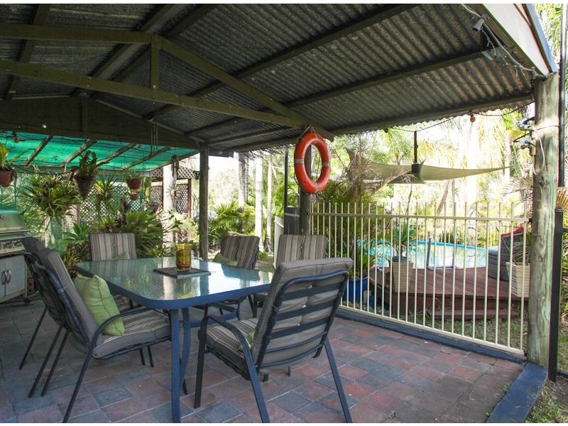 707 Plunkett Rd, Cedar Creek QLD 4207