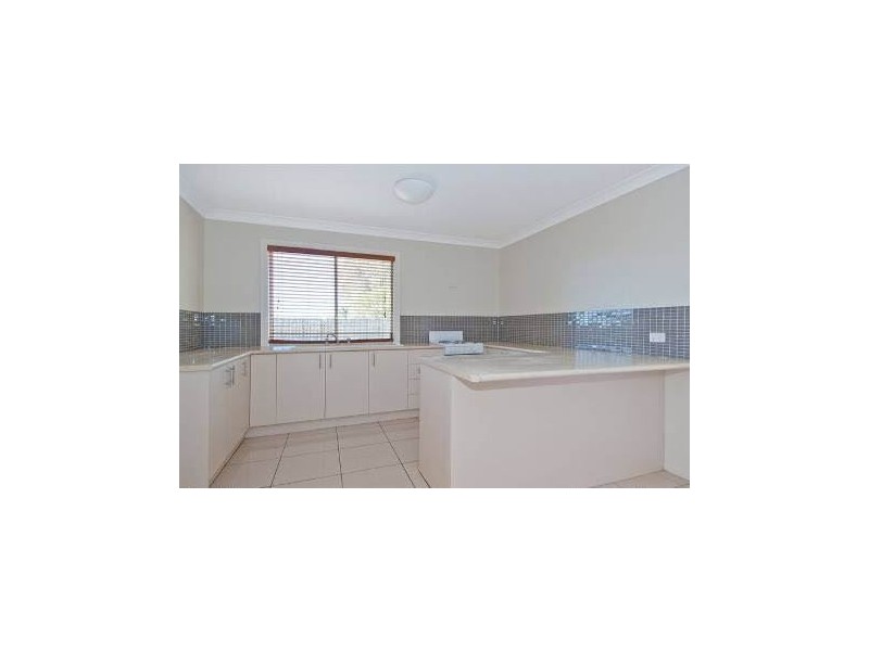 13 Hendrix St, Windaroo QLD 4207