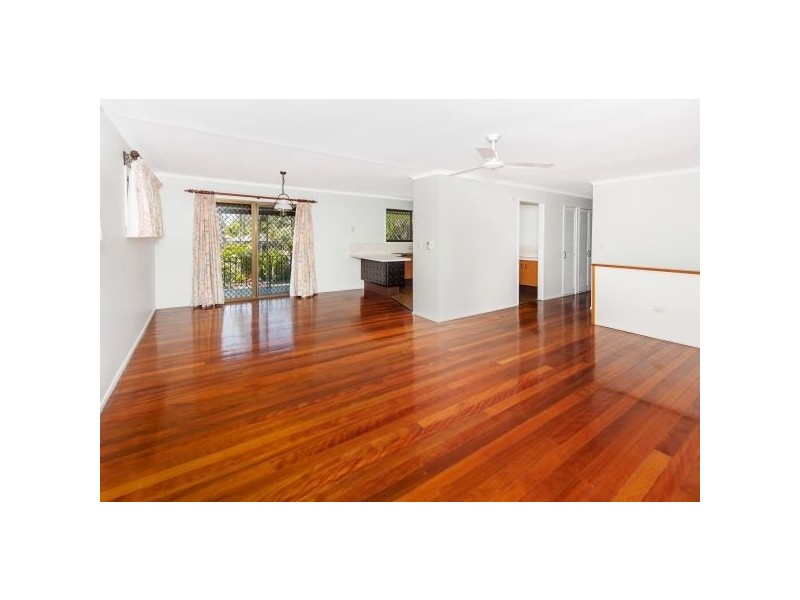 28 Dublin Dr, Eagleby QLD 4207
