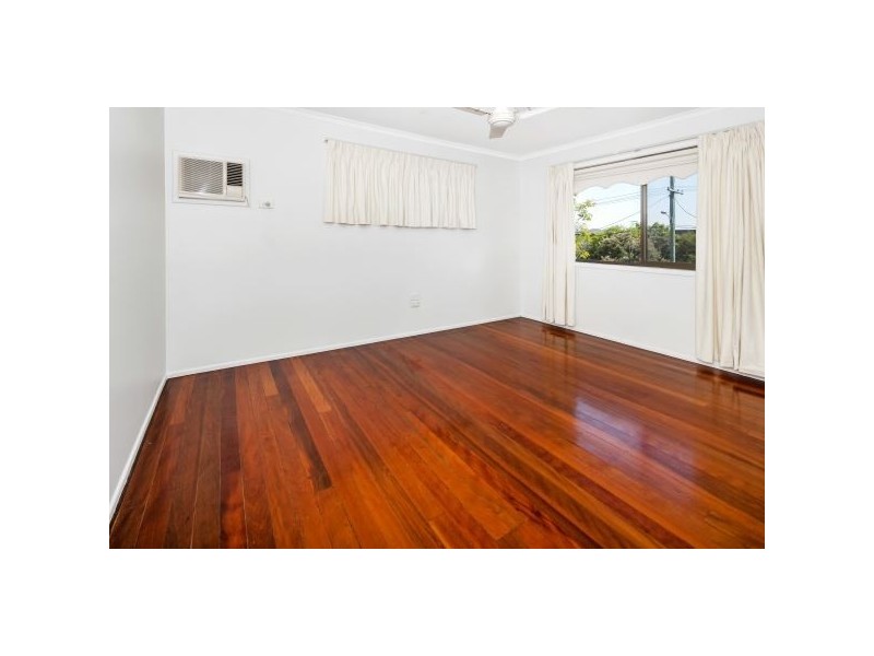 28 Dublin Dr, Eagleby QLD 4207
