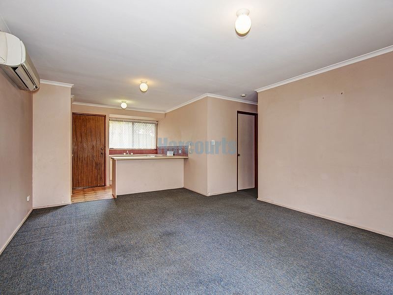 4/12 Albert St, Eagleby QLD 4207