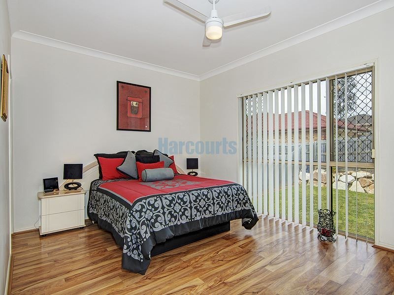 1 Wendt Place, Edens Landing QLD 4207