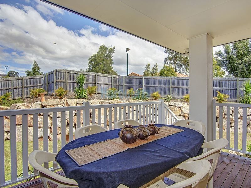 1 Wendt Place, Edens Landing QLD 4207