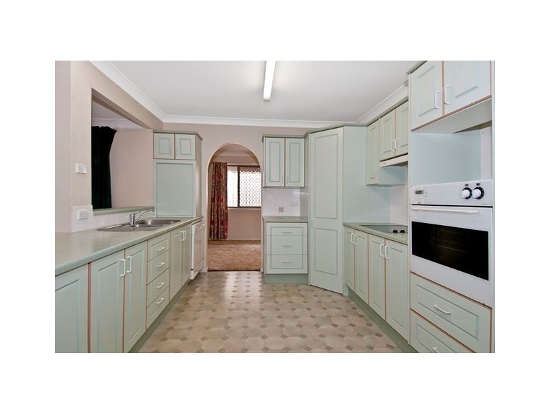 4 Earlsfield Court, Carindale QLD 4152