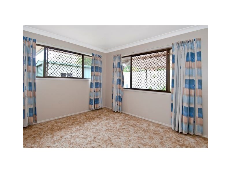 4 Earlsfield Court, Carindale QLD 4152