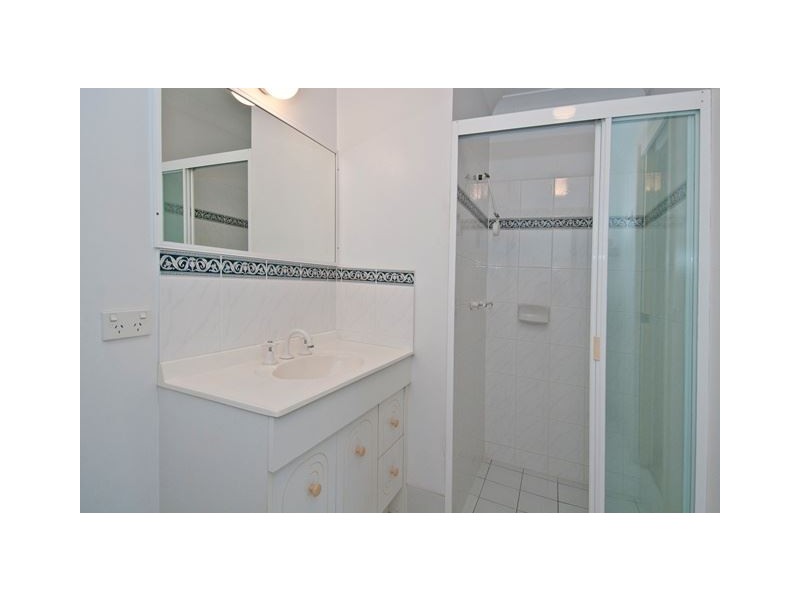 4 Earlsfield Court, Carindale QLD 4152