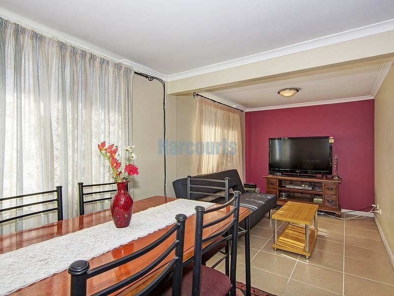 71 Karri Avenue, Logan Central QLD 4114