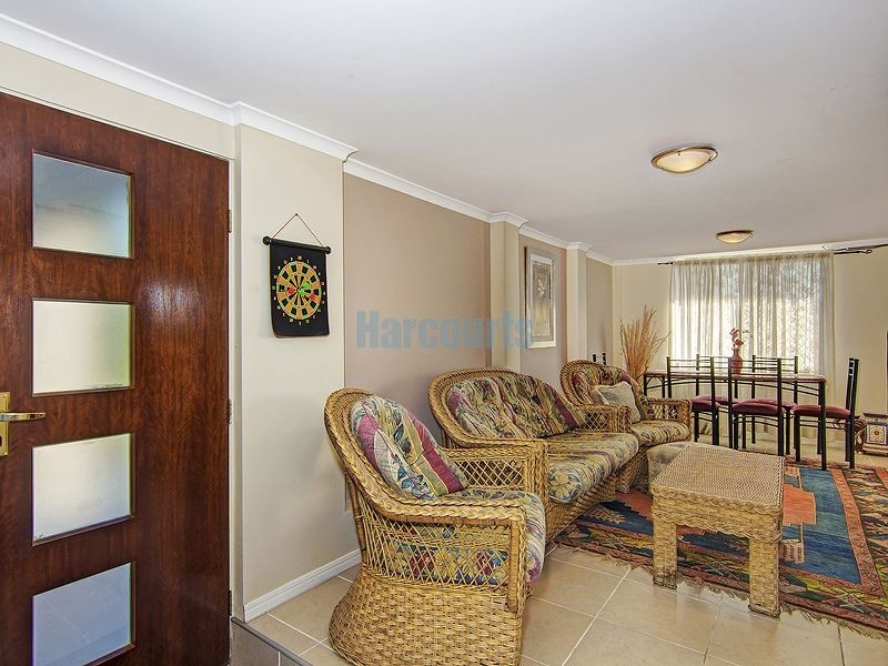 71 Karri Avenue, Logan Central QLD 4114