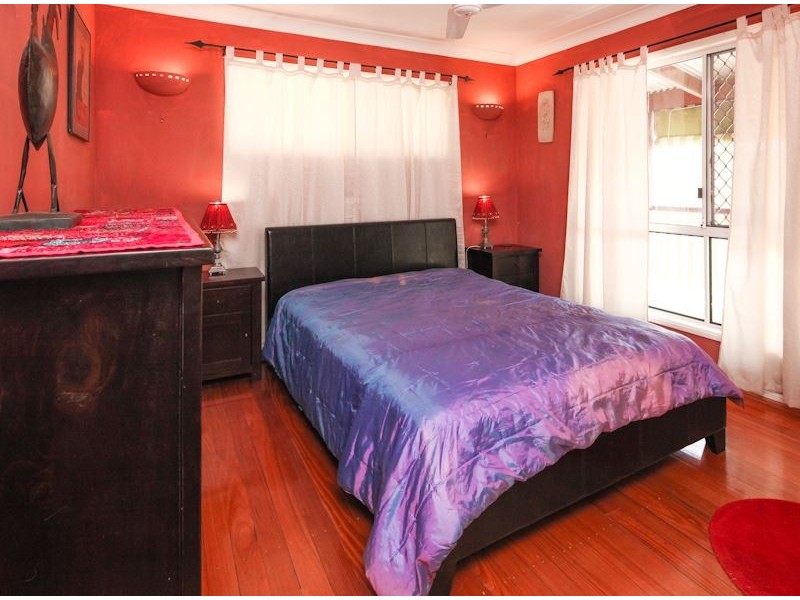 16 Veronica Ct, Buccan QLD 4207