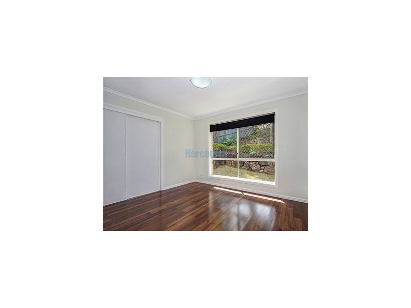 58 Avonmore Street, Edens Landing QLD 4207