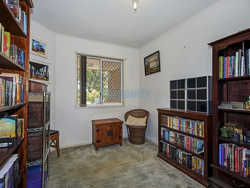 15 Carne Close, Eagleby QLD 4207