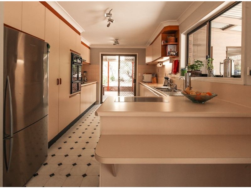 21 Ellen Court, Logan Village QLD 4207