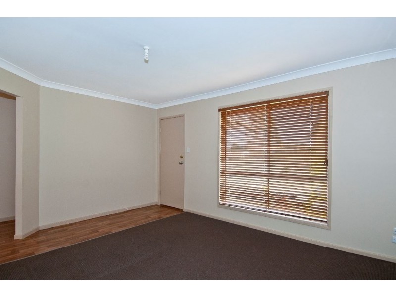 63 Kummara Road, Edens Landing QLD 4207