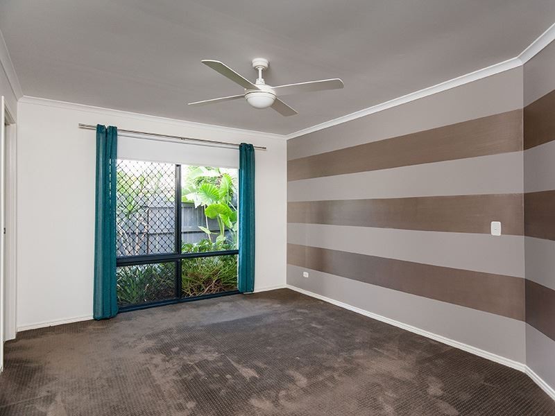 16 Coalstoun Crossing, Waterford QLD 4133