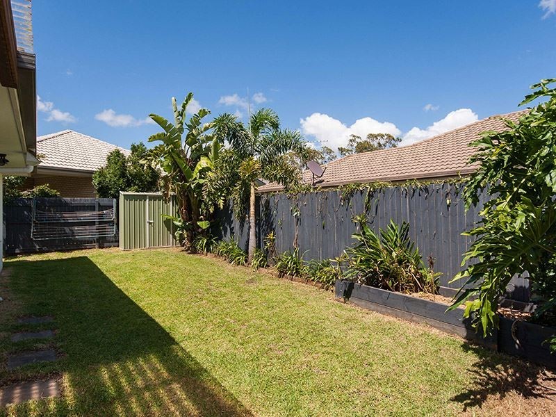 16 Coalstoun Crossing, Waterford QLD 4133