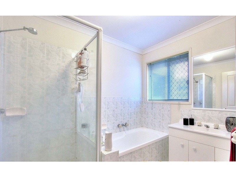 24 Lamington Place, Loganholme QLD 4129