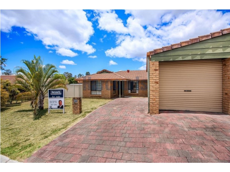 3 Tregana Circuit, Edens Landing QLD 4207