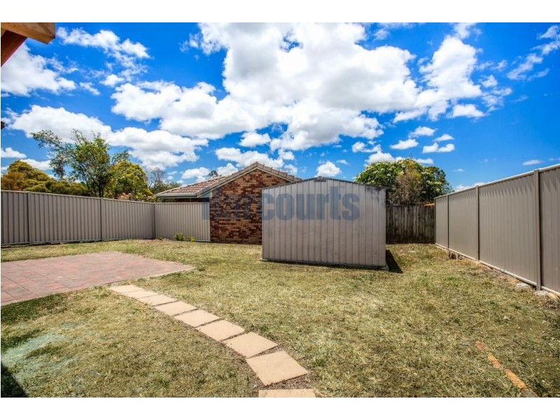 3 Tregana Circuit, Edens Landing QLD 4207
