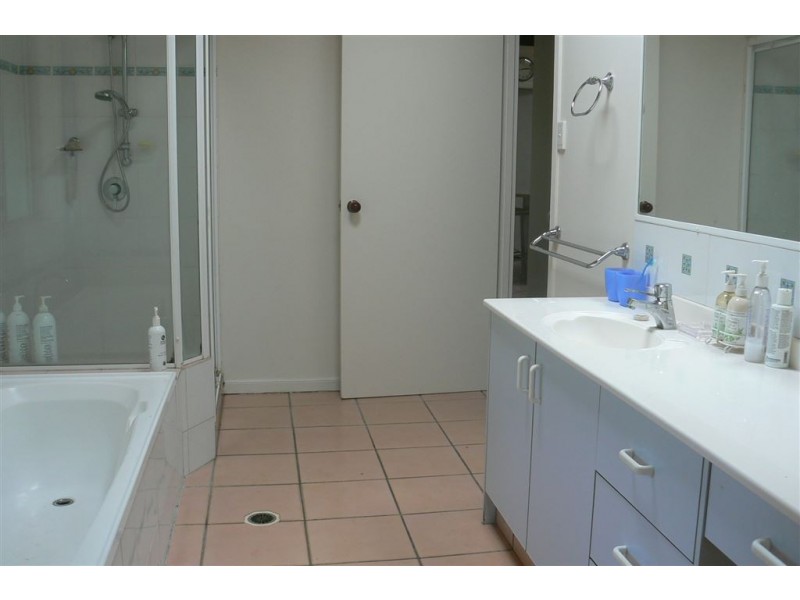 9 Beaton Court, Ormeau QLD 4208