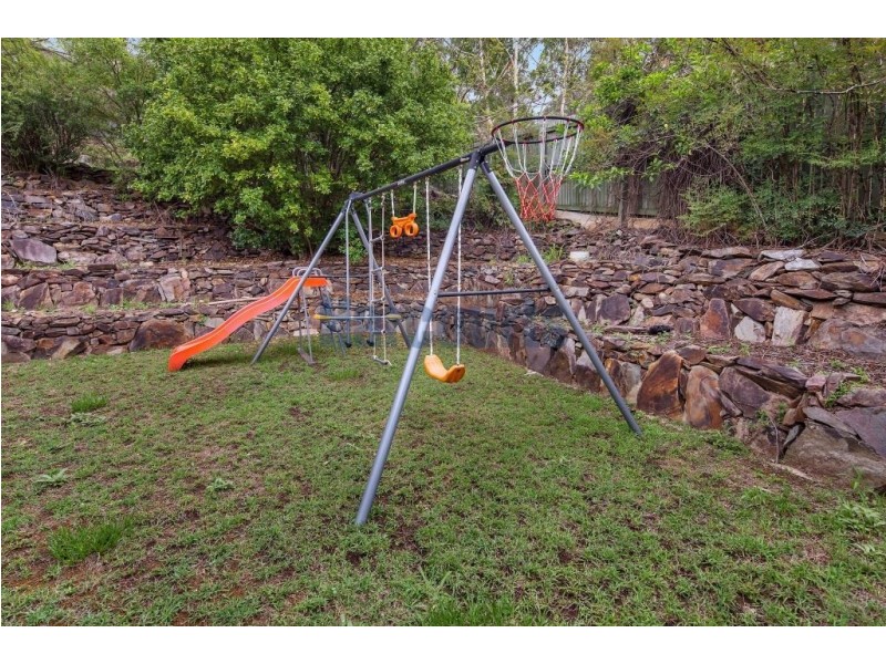 27 Leighton Drive, Edens Landing QLD 4207