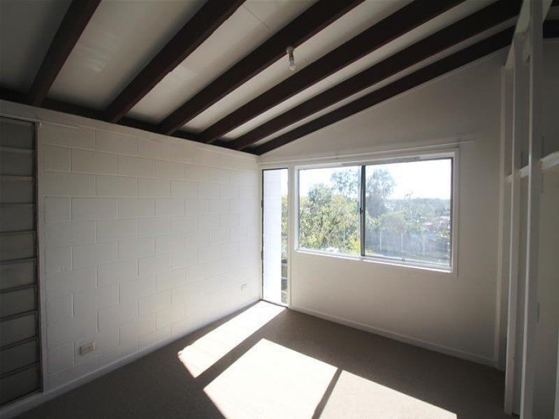 17 Tasman Ter, Eagleby QLD 4207
