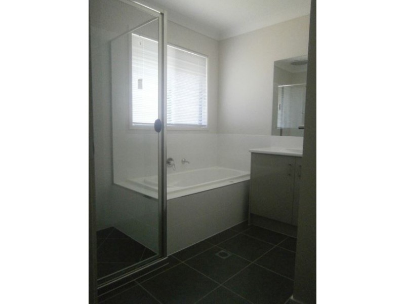 9 Panorama Crescent, Ormeau QLD 4208