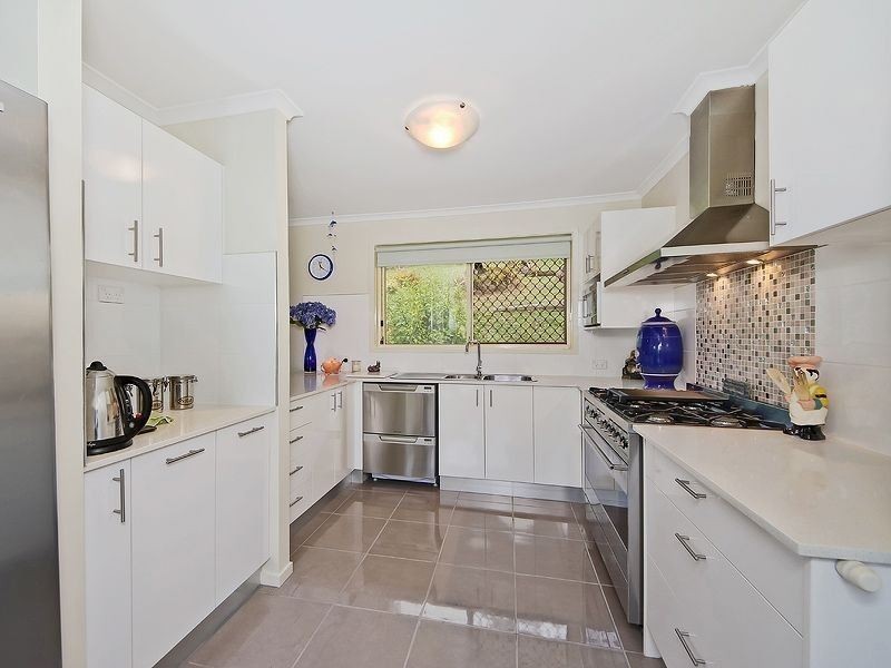 18 Breeze Court, Mount Warren Park QLD 4207