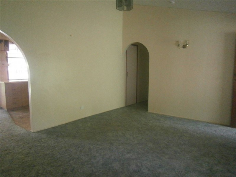 21 Louis St, Beenleigh QLD 4207