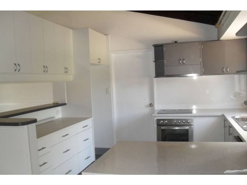 26 Shields Street, Mount Warren Park QLD 4207