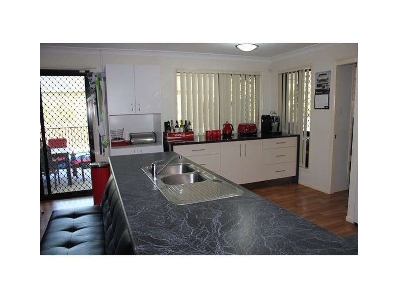 50 Kummara Road, Edens Landing QLD 4207