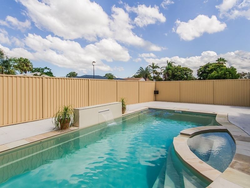 30 Zanow Street, Caboolture QLD 4510