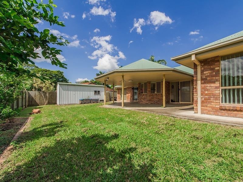 30 Zanow Street, Caboolture QLD 4510