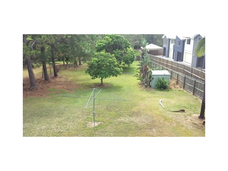 31 Abang Ave, Tanah Merah QLD 4128